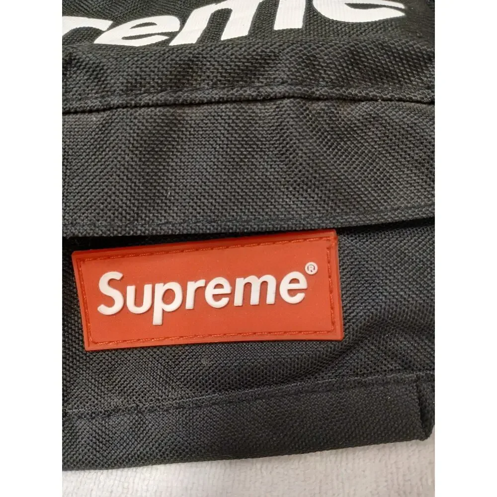 Supreme Fanny Pack Cross Body Bag Black Red Logo‎ See Missing Zipper Pull Sporty